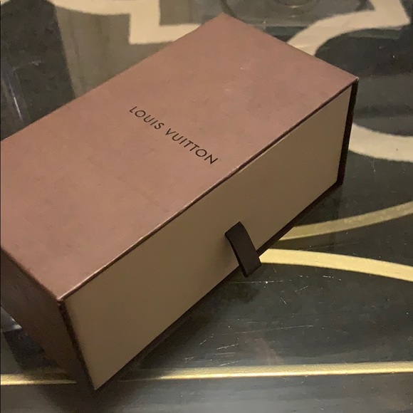 Louis Vuitton Sunglasses Box - Picture 2 of 5